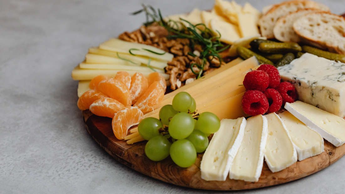 Five best cheeses for a charcuterie board